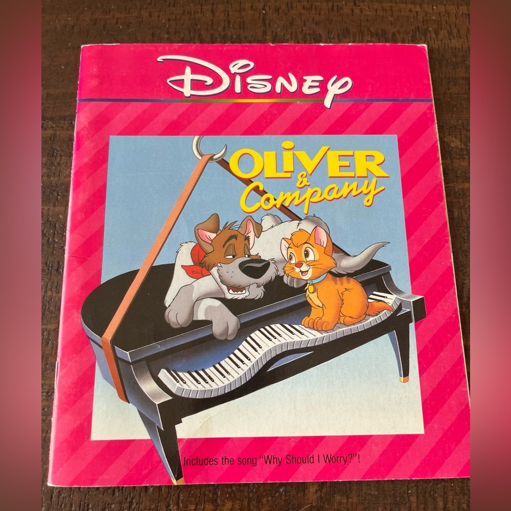 ❤️ 3 for $12 Vintage Disney Oliver & Company Paperback Book